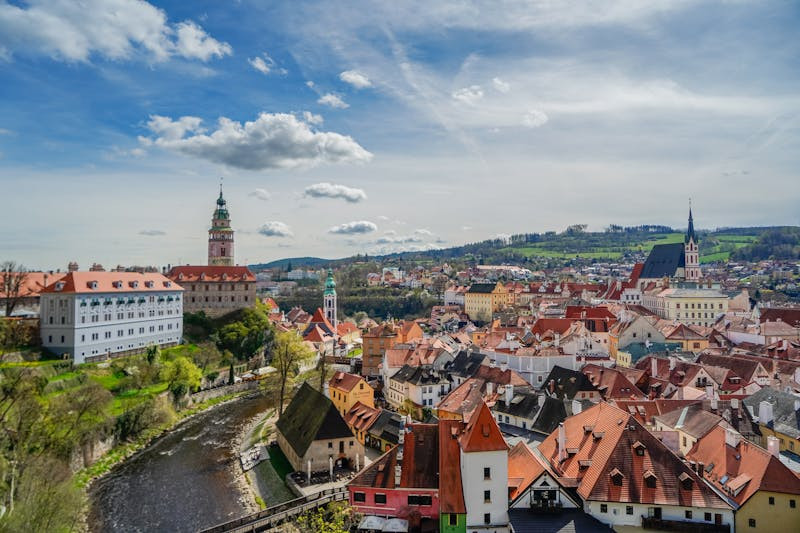 Český Krumlov, Czechy – średniowieczne miasteczko z zamkiem nad zakolem Wełtawy