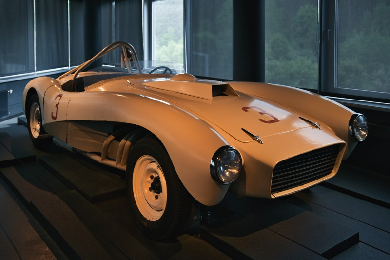 ZIL 112S (1963) ZIL 112S (1963)